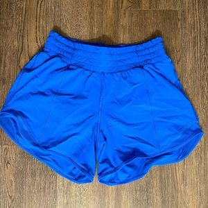 Lululemon Hotty Hot Short *High Rise 4”